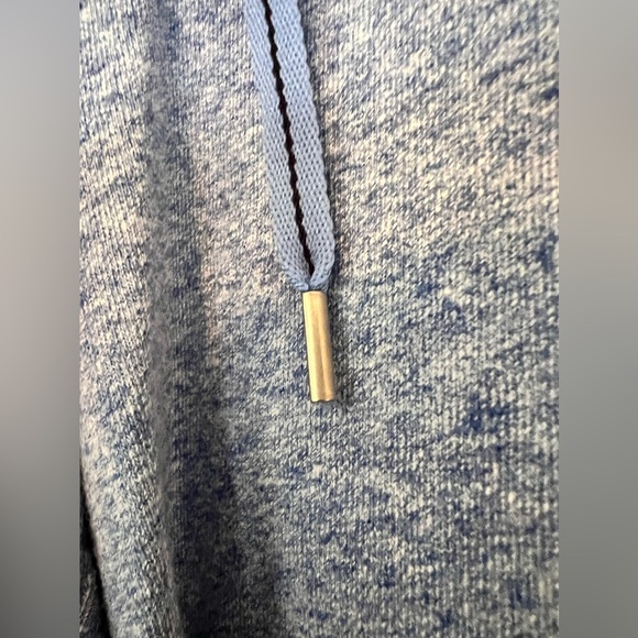 T by Talbots light blue knit shorts, medium - Picture 4 of 9